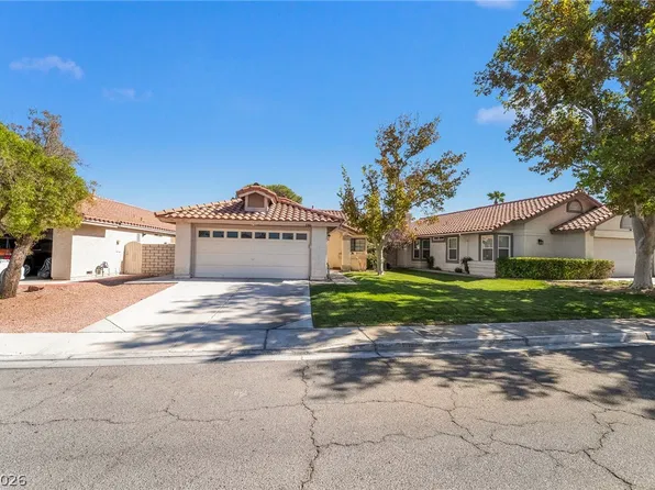 8466 Palmada Dr, Las Vegas, NV 89123