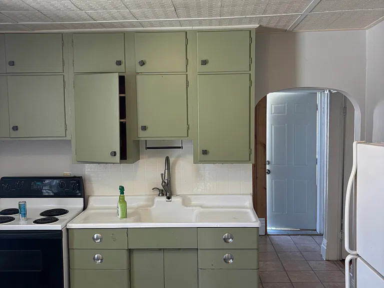 735 Rose St #2 — Photo 4