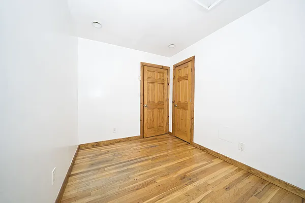 Rented by Level Group | media 8