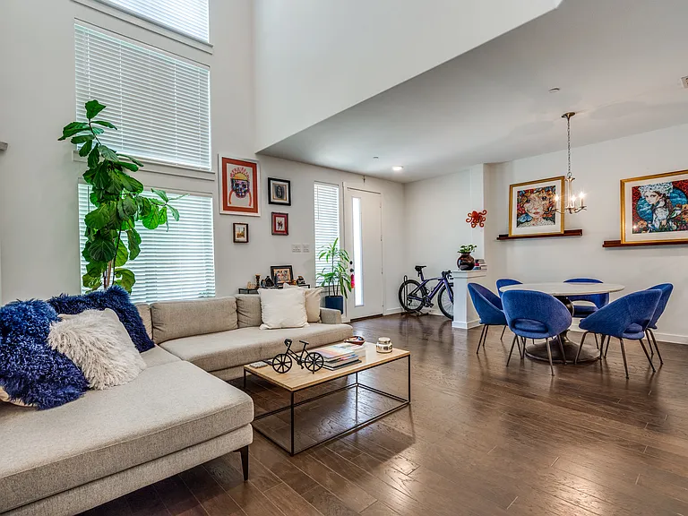 1520 Navasota Trl — Photo 10