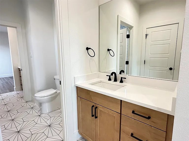 3908 Rochelle Dr — Photo 31