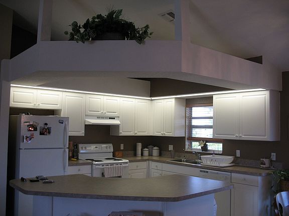 Large Kitchen made for Entertaining