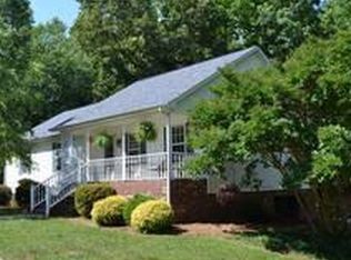 311 Walker Blvd, Thomasville, NC 27360