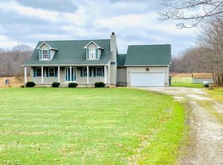 7141 Dewey Rd, Thompson, OH 44086