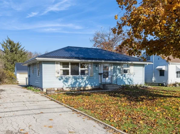 3650 Johnson Ave NW, Cedar Rapids, IA 52405