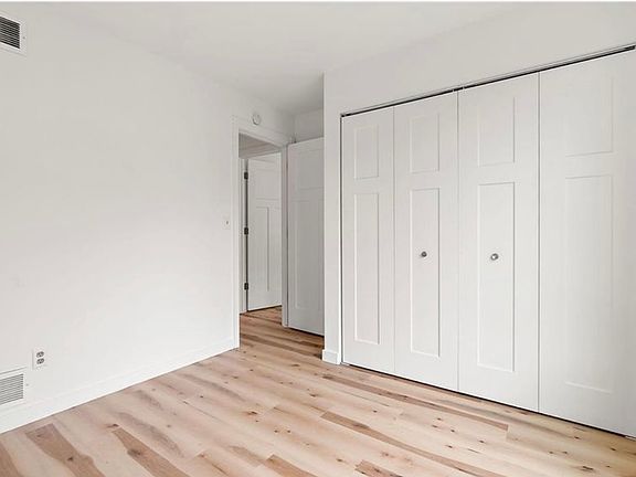 5th image of 216 Arundel St APT 4