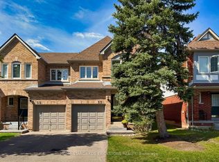 5230 Glen Erin Dr #33, Mississauga, ON L5M 5Z7