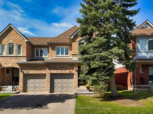 5230 Glen Erin Dr #33, Mississauga, ON L5M 5Z7