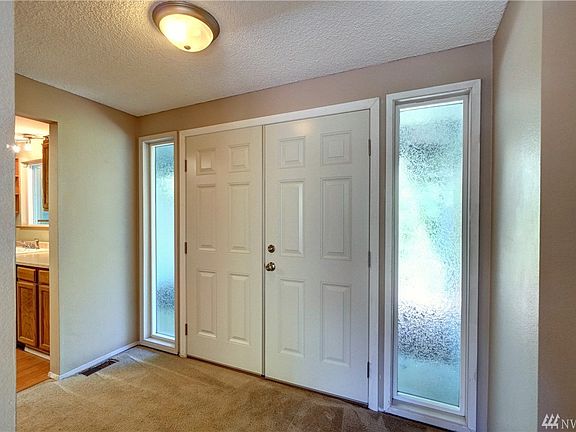 3rd image of 10217 Wauna St SW
