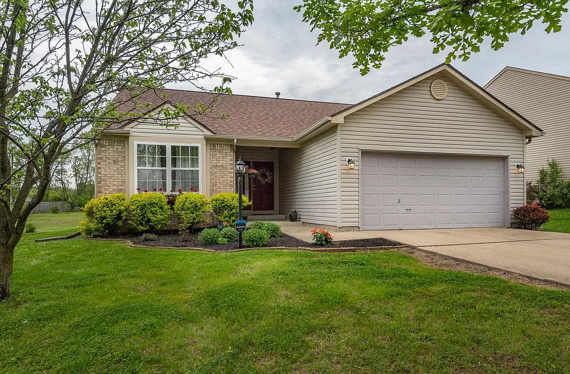 1538 W Leighton Ln photo 1