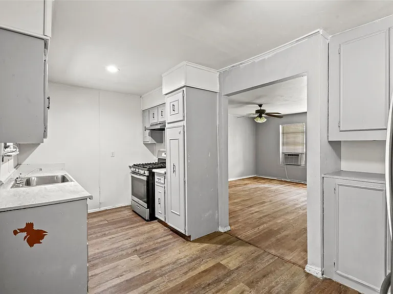 5515 Flamingo Dr — Photo 9