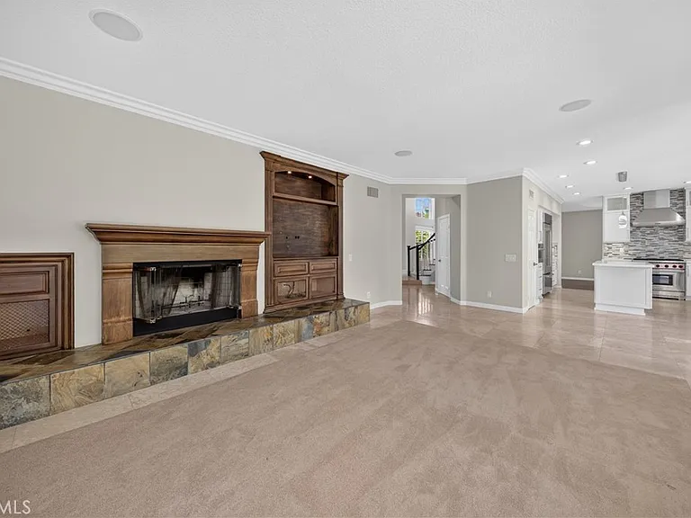 6 Westchester Ct — Photo 8