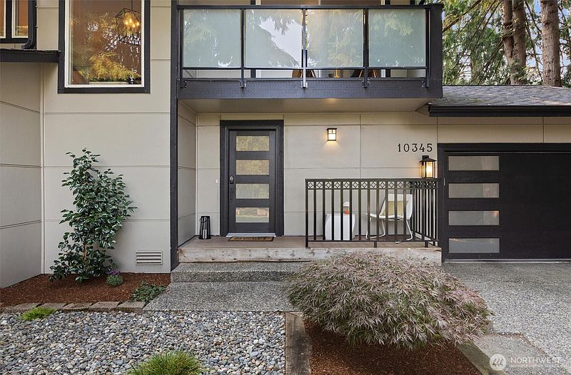 2nd image of 10345 36th Avenue NE