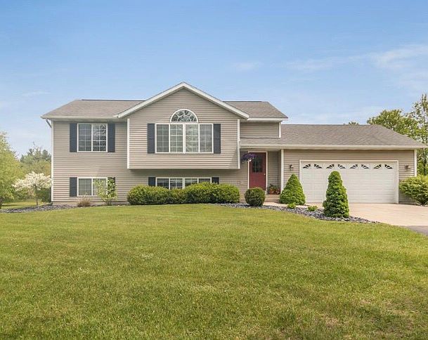 1st image of 8758 Woodwren Dr