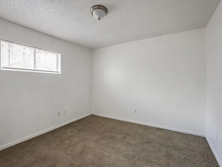 1711 Wichita St — Photo 4