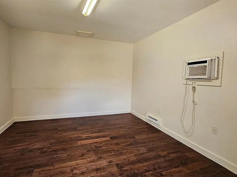 205 S Granger St — Photo 24