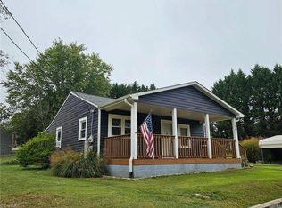 108 Pine St, Jonesville, NC 28642