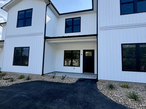 118 Beechwood Dr, Lynchburg, VA