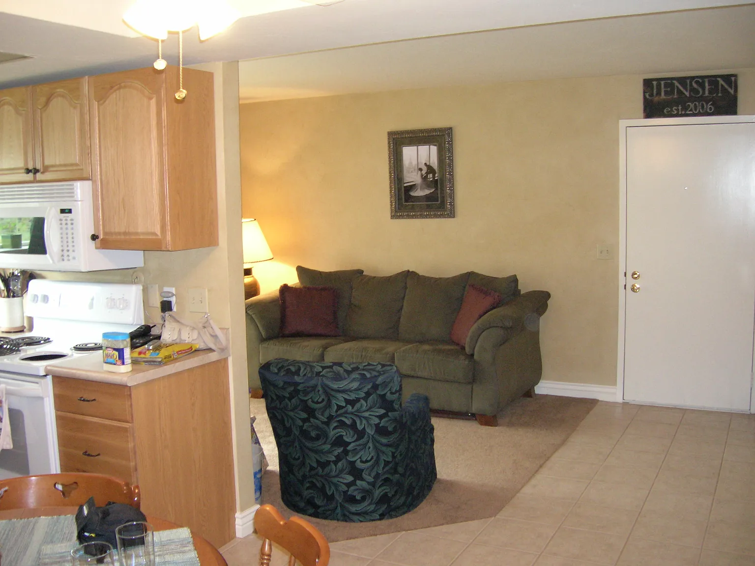 2 bed, 900 sqft, $1,450 — Photo 2