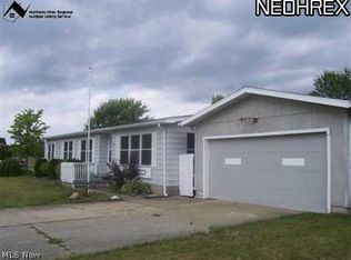 483 Stable Dr, Lagrange, OH 44050