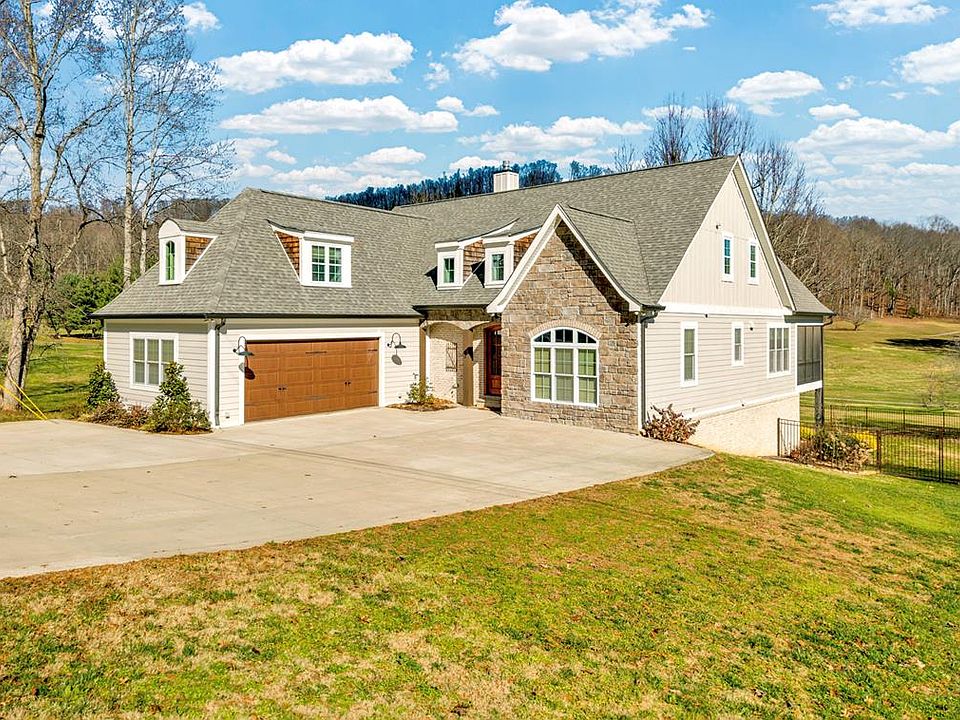 1st image of 1671 Golf Ln