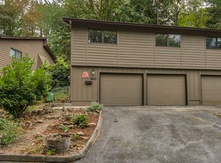 3863 SW Canby St, Portland, OR 97219