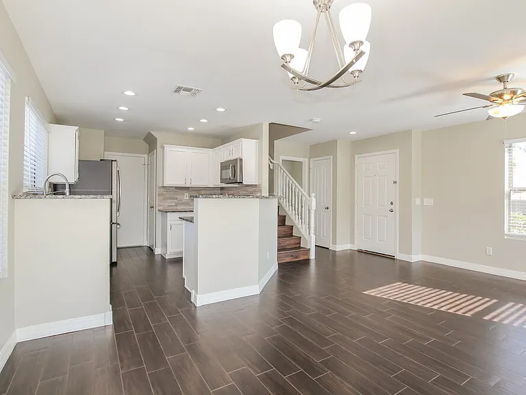 8264 W Purdue Ave — Photo 6