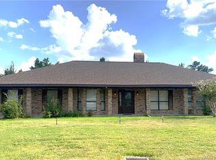 1423 S Greenfield Cir, Lake Charles, LA 70605