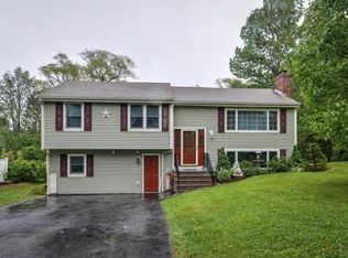32 Pinecrest Rd, Holliston, MA 01746