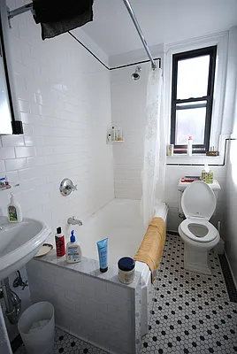 Rented by Bold New York | media 24