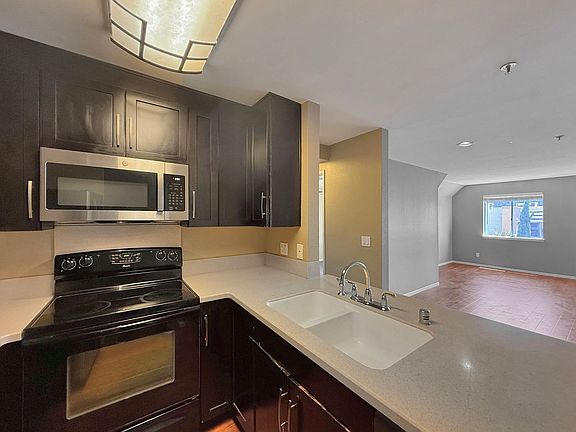 5th image of 3550 Lebon Dr Unit 6419