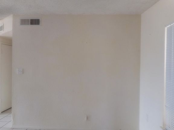 2nd image of 625 White Cliffs Dr APT B