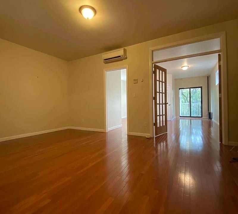 1st image of 188 W 9th St APT 1A