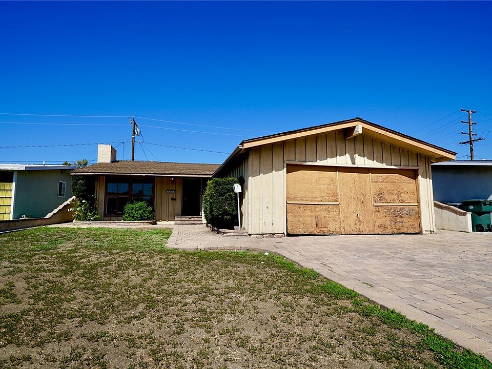 1st image of 2209 W 180th St