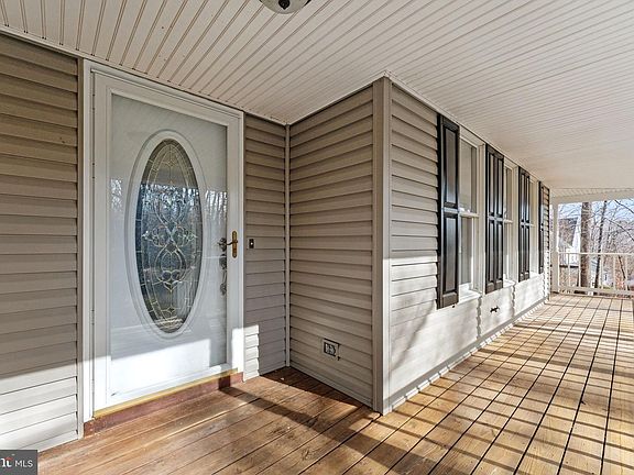 3rd image of 5840 Ridgecrest Ave