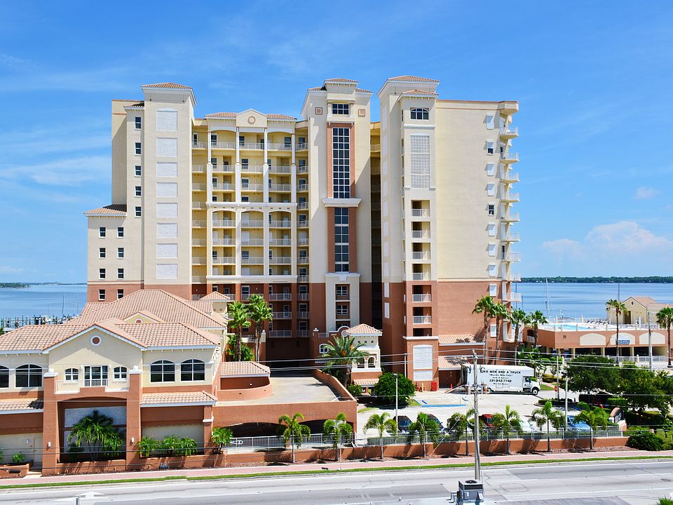 1st image of 93 Delannoy Ave APT 303