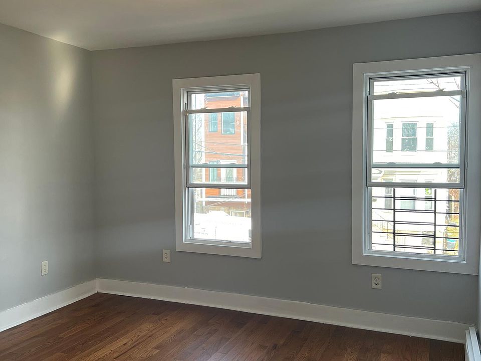 2nd image of 95 Ege Ave #2