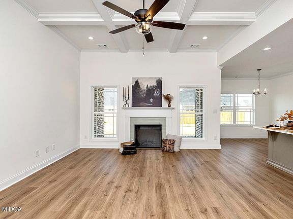 4th image of 104 Moss Wood Ct