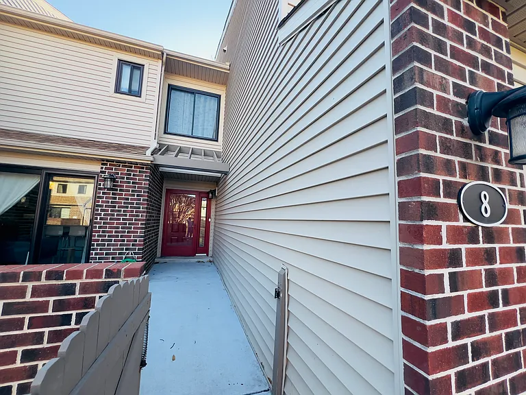 8 Knox Ct — Photo 12
