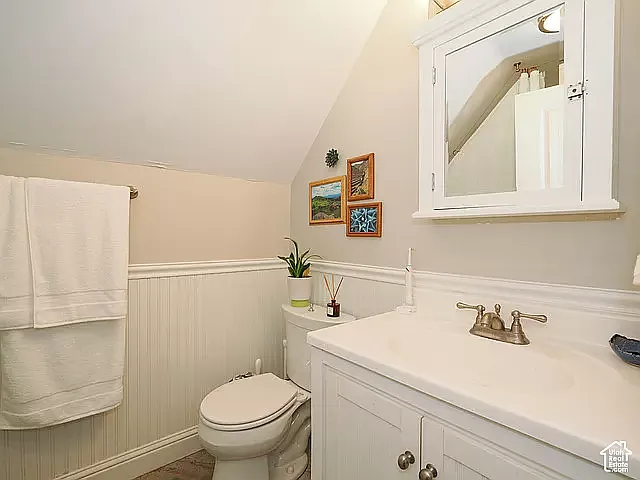 319 N Almond St #A — Photo 19