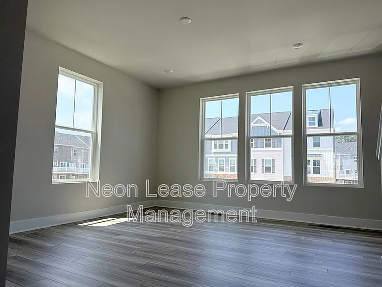29894 Bankert Dr — Photo 2