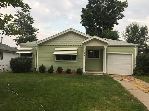 2256 Geneva St Photo 1