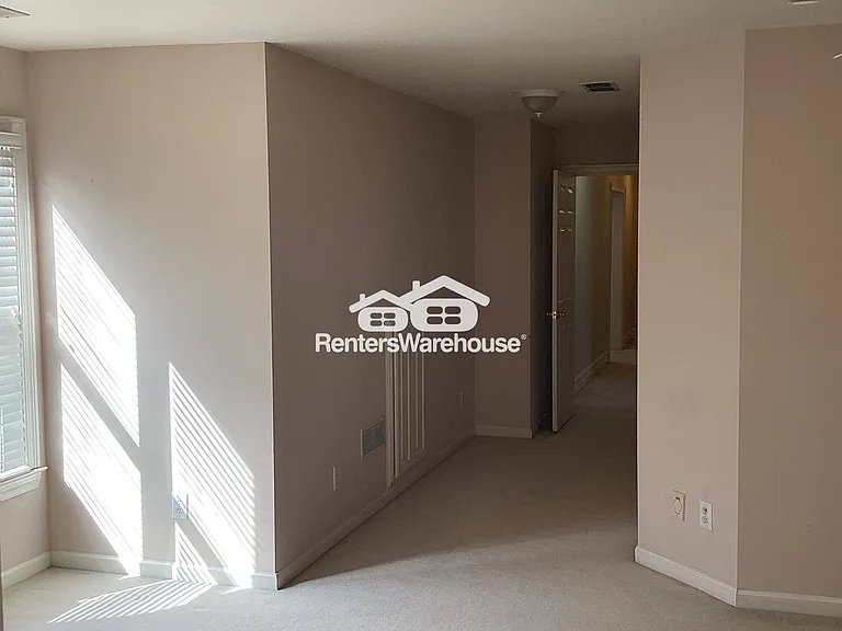 7815 Tintern Trce — Photo 47
