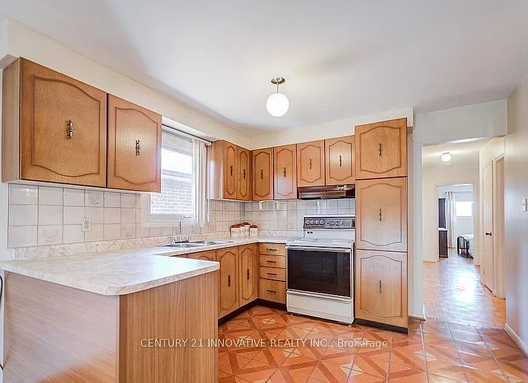 9 Capstan Ct — Photo 16