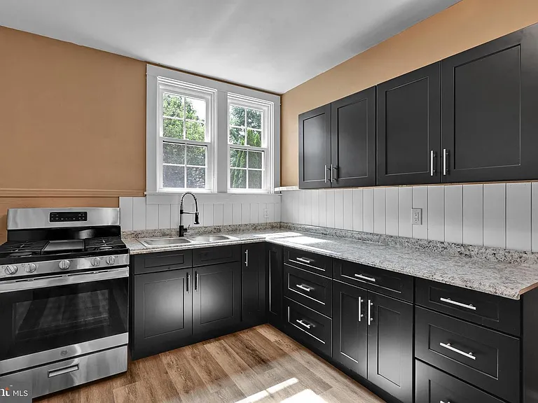 330 Beaver St #1 — Photo 7