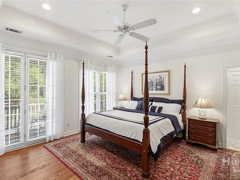 Palm Grove Ct — Photo 15
