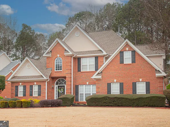 1027 Eagles Brooke Dr, Locust Grove, GA 30248
