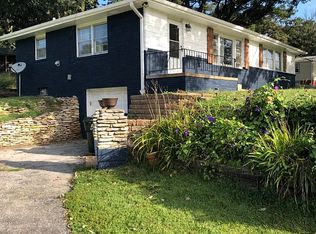 11912 Ponca Rd, Omaha, NE 68112