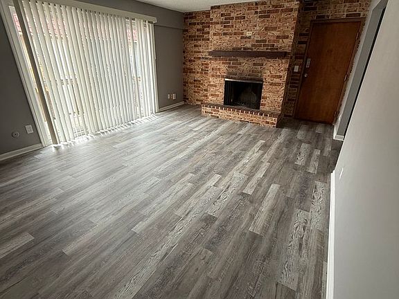 3rd image of 210-214 E 43rd St #212-6