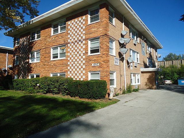 1st image of 10917 S Lloyd Dr APT 4